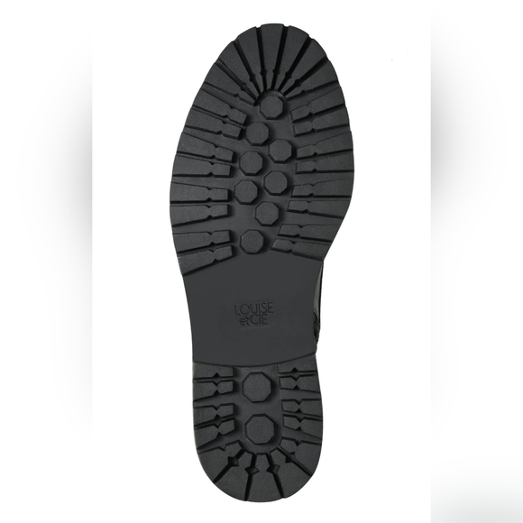 Sassy Louise et Cie × Vince Camuto Lug Sole Booties - Picture 7 of 10